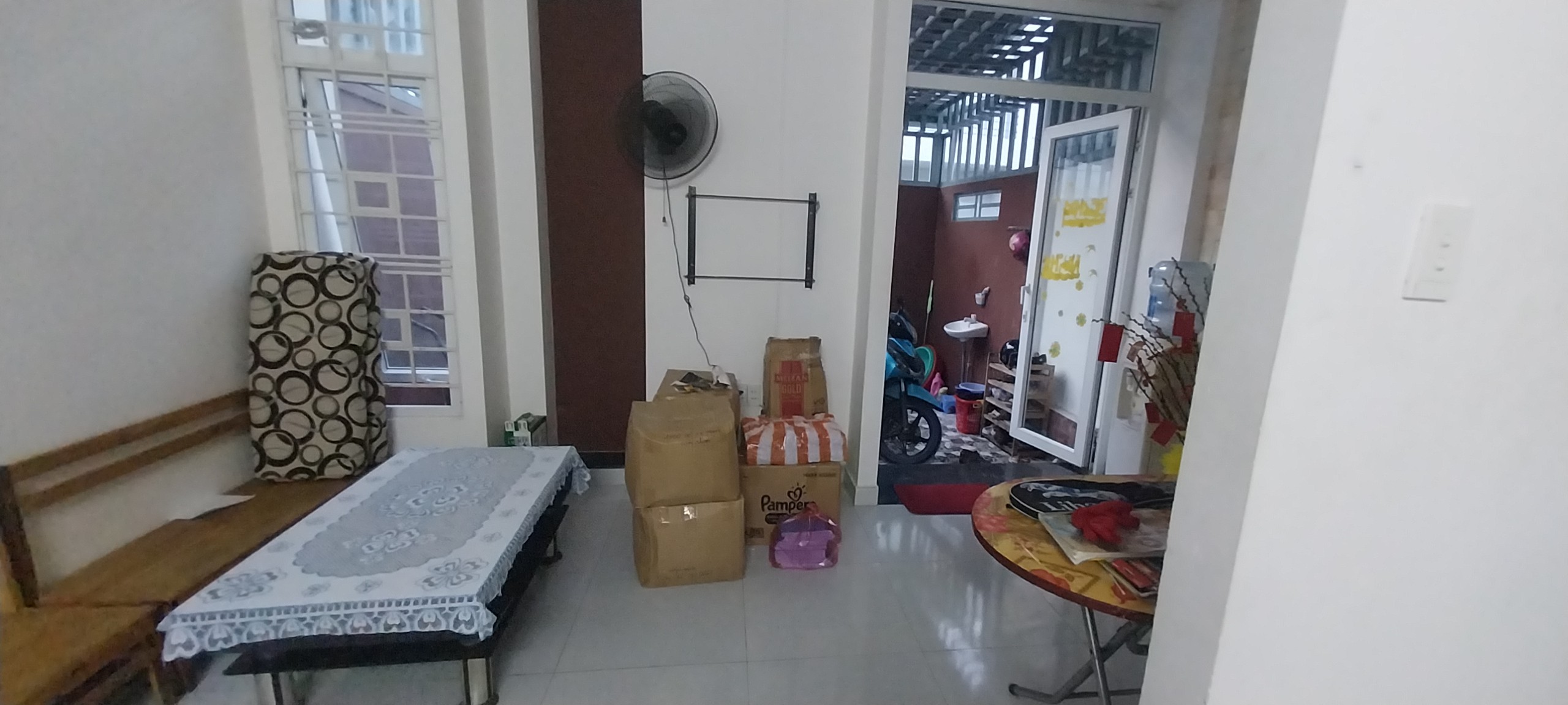 # Nhà Kiệt gần Thái Thị Bôi, 67m2 sân công cộng 20m2 rộng thoáng, lửng đúc cứng, sạch đẹp 2.65  tỷ - Ảnh 1