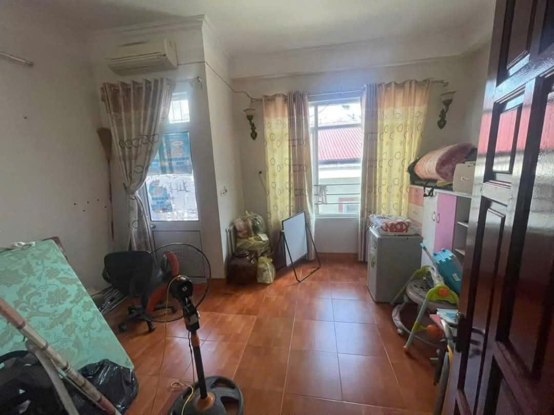 Cần bán gấp nhà 5T, Mế Trì  Thượng, Nam Từ Liêm, S50m, mặt tiền gần 6m,3 mặt thoáng, đường ô tô - Ảnh 1