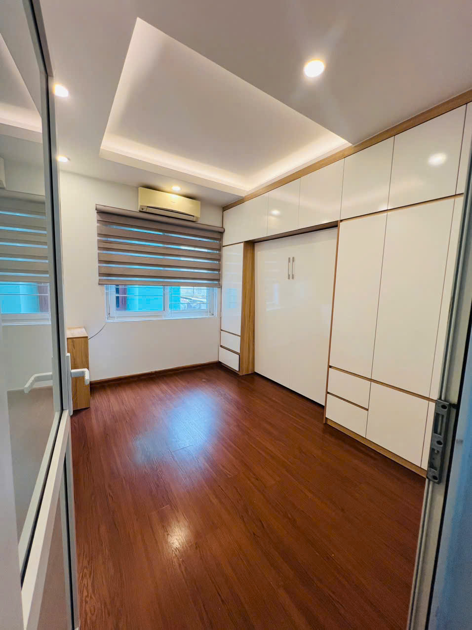 Bán Nhà riêng Phố Định Công Hạ - Hoàng Mai 35m x 4T giá 5.8 tỷ, dân xây, 3 thoáng - Ảnh 2