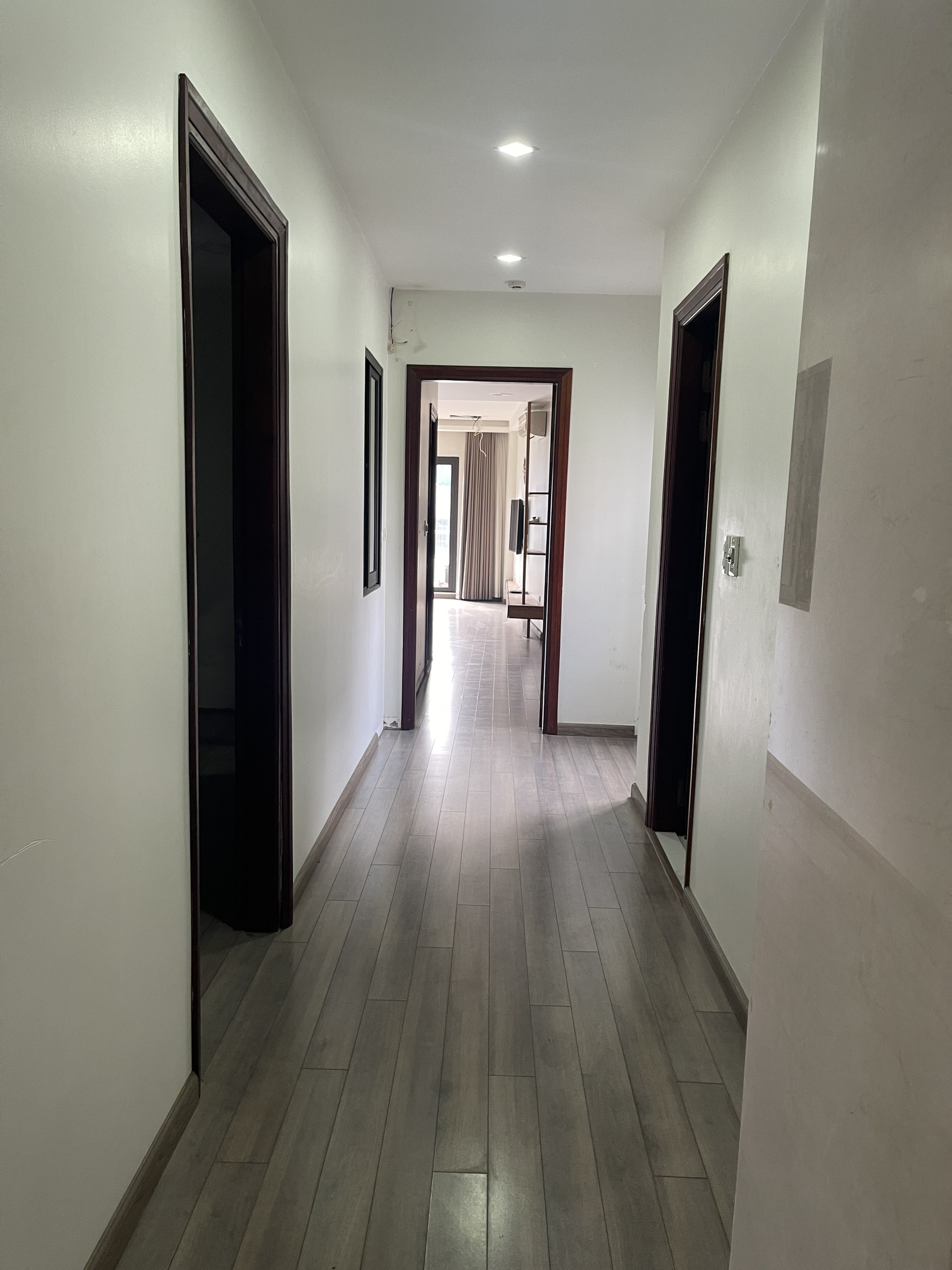 Cho thuê nhà phố nguyên căn 7 tầng 92 La Thành , Ô Chợ Dừa , Đống Đa , Hà Nội kinh doanh đa ngành - Ảnh 2