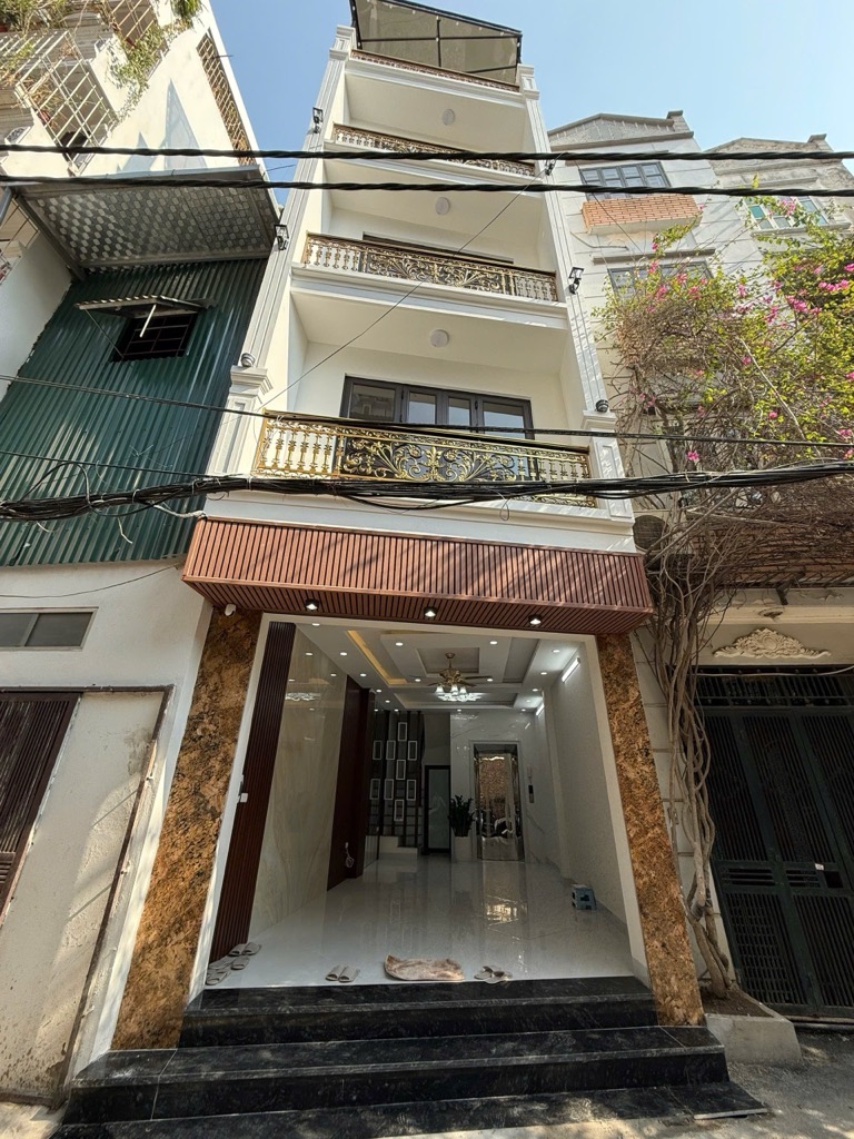 Bán nhà Tân Mai, Nguyễn Chính 5 tầng thang máy ngõ, thông, ô tô tránh 40m2 giá 10.9 tỷ - Ảnh chính