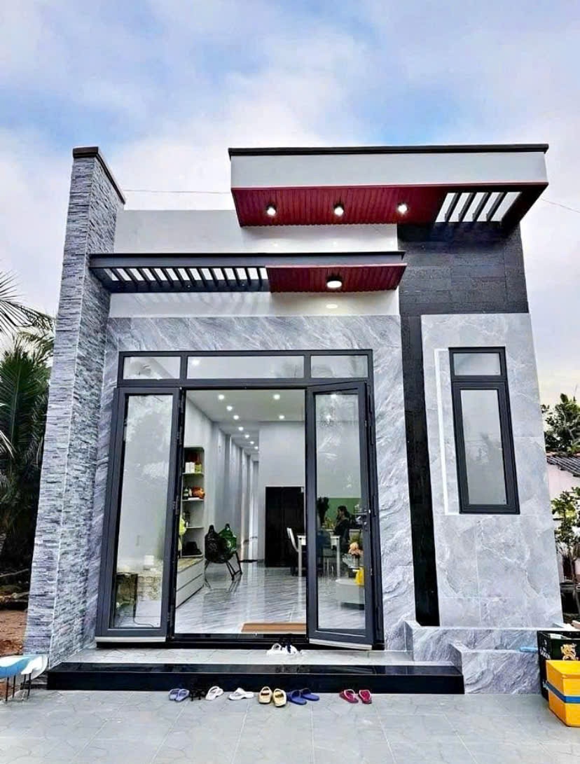 Đu Đỉnh vàng mắc nợ Bán nhà Gấp 740tr , SHR Dt:127m2 Xã Tân Phú Trung-Củ Chi, Gọi ngay ! - Ảnh chính