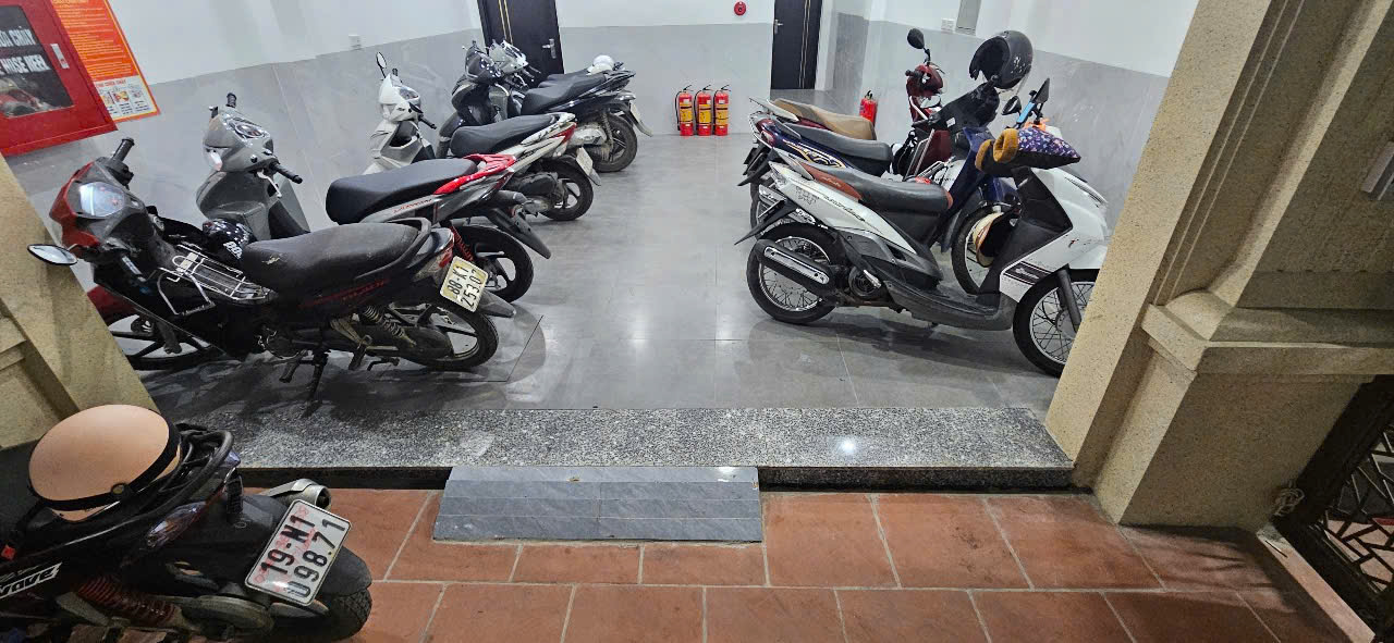 BÁN NHÀ  TỪ LIÊM ,PHÚC DIỄM HN,14TY300TR , DT 102m2  ,7 tầng 17 phòng fun nội thất 0362146202 - Ảnh 1