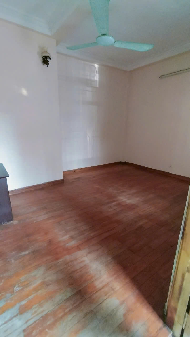 Cho thuê nhà riêng Hàng Chai, quận Hoàn Kiếm 30m x 4T giá 14 triệu, cách ô tô 15m - Ảnh 3