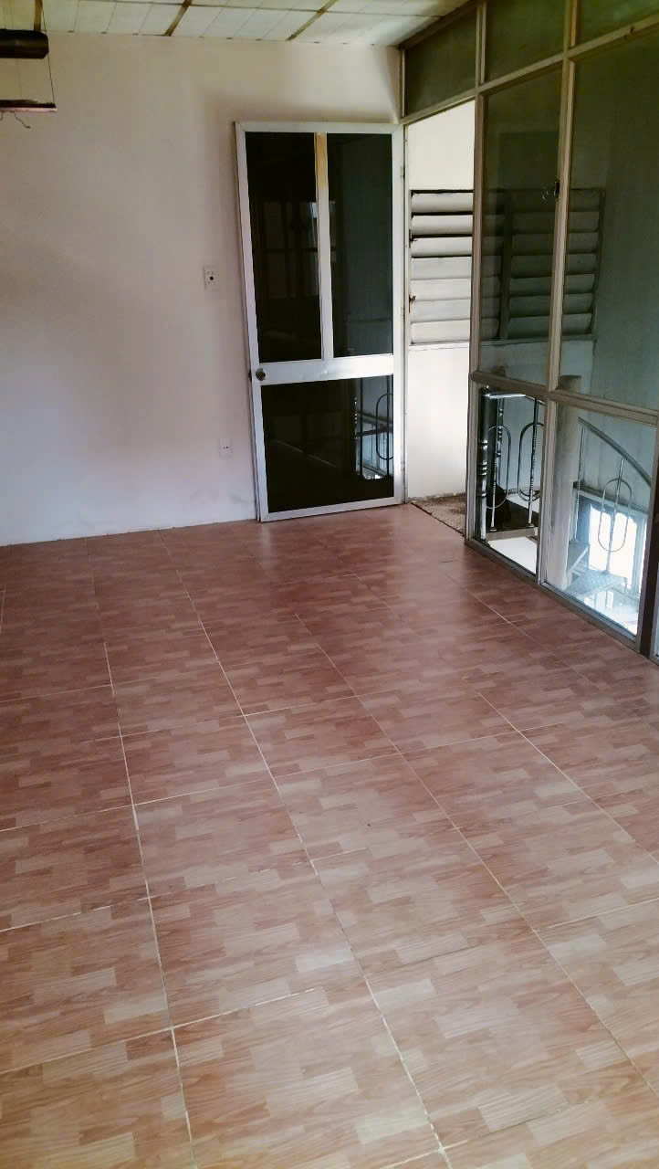 Cho thuê nhà riêng Hàng Chai, quận Hoàn Kiếm 30m x 4T giá 14 triệu, cách ô tô 15m - Ảnh 4