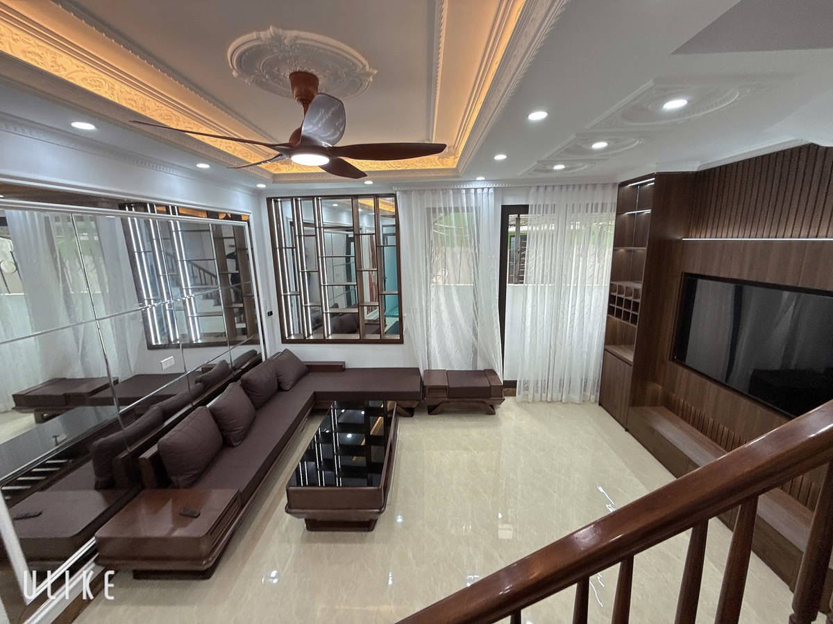 Bán nhà đường Cầu Giấy, Quận Cầu Giấy, gần ô tô, 35m2, 6 tầng, MT 4,1m, giá 8,5 tỷ - Ảnh chính