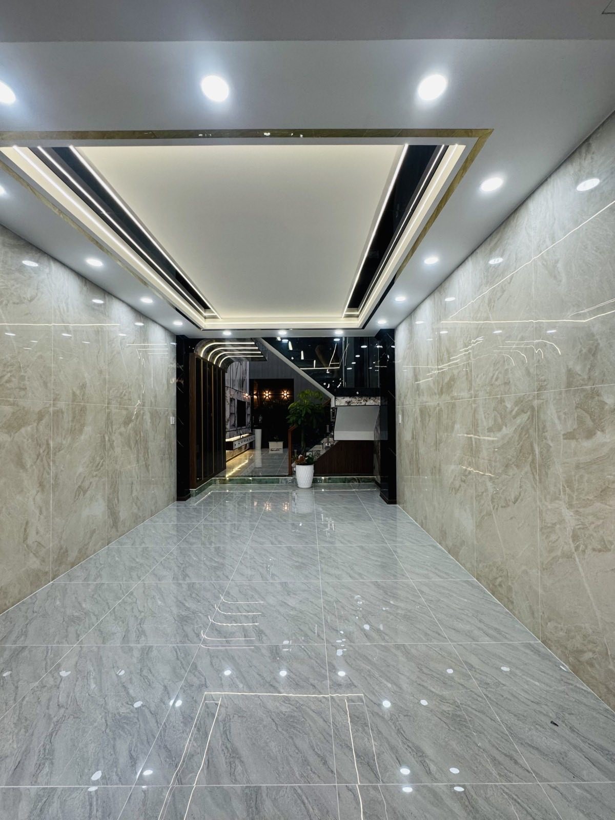 BÁN NHÀ QUẬN 12- DƯƠNG THỊ MƯỜI<br>SIÊU PHẨM SONG SINH SIÊU ĐẸP, 5 TẦNG, 70M2 (4.5X16), SỔ VUÔNG VỨC - Ảnh 3