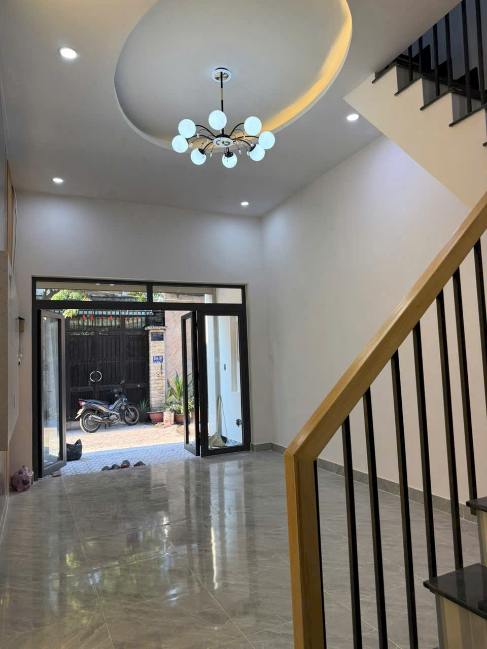 Nhà 2 Tầng MT Hẻm 7m Lâm Thị Hố, P. Tân Chánh Hiệp, Q.12 Giá Rẻ - Ảnh 2