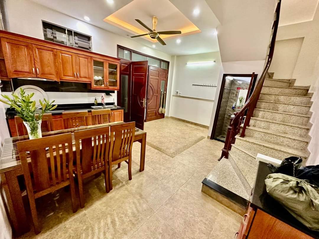 Nhà đẹp TT Văn Điển mặt tiền rộng, ở ngay, gần ô tô, 7.1 tỷ - Ảnh 1