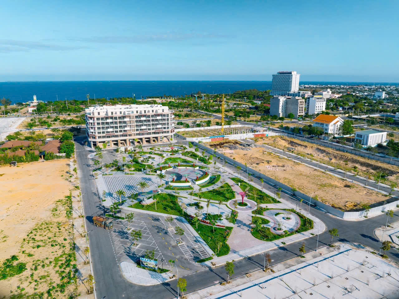 Chỉ từ 6,3 tỷ đã sở hữu shophouse 4 tầng mặt biển Yên Ninh, Phan Rang. Bình Sơn Ocean Park. - Ảnh chính