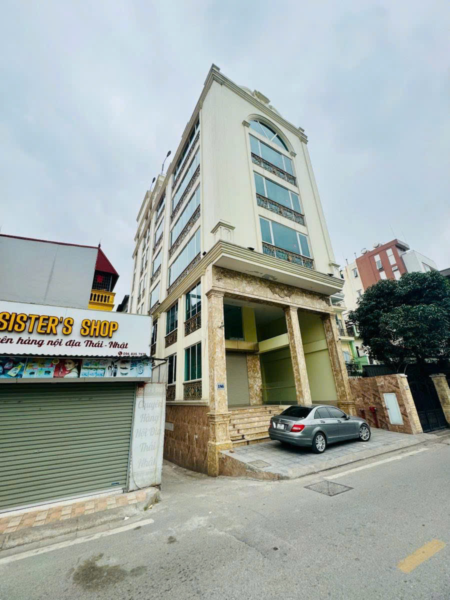 Bán tòa nhà triệu đô Ngọc Thụy, 234m2, 8 tầng, MT8.6m, con phố kinh doanh bậc nhất Ngọc Thụy, giá - Ảnh chính