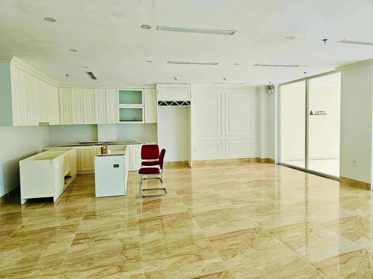 Bán tòa nhà triệu đô Ngọc Thụy, 234m2, 8 tầng, MT8.6m, con phố kinh doanh bậc nhất Ngọc Thụy, giá - Ảnh 2