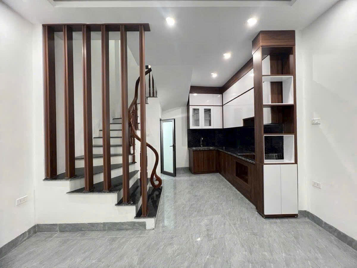 Bán nhà Ngọc Thụy, 30m2, 5 tầng, Mt 4.08m, dân trí cao, hàng xóm thân thiện, giá 6.15 tỷ - Ảnh 3