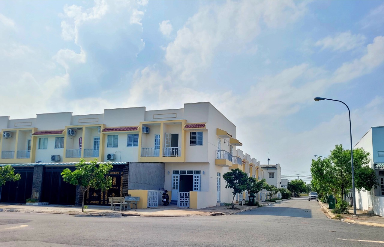 SỞ HỮU NHÀ PHỐ TRUNG TÂM PHƯỚC ĐÔNG - TÂY NINH CHỈ TỪ 1,1 TỶ - Ảnh 3
