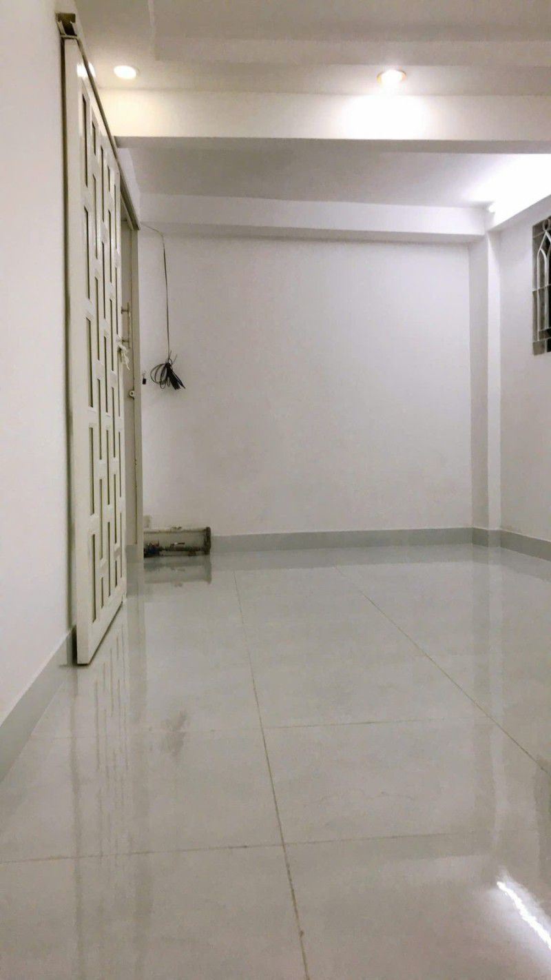 NHÀ NGAY NƠ TRANG LONG BÌNH THẠNH 2 TẦNG 2 PHÒNG NGỦ CHỈ NHỈNH 2 TỶ - SỔ HỒNG RIÊNG HOÀN CÔNG ĐỦ - Ảnh 1