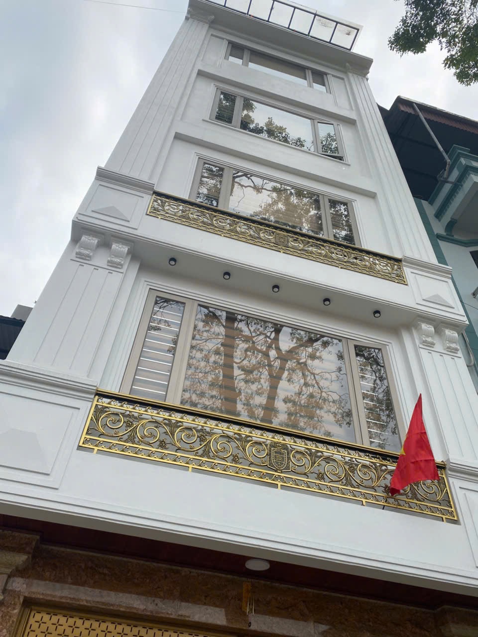BÁN NHÀ PHỐ TRẠM 45M2, 5 TẦNG , Ô TÔ ĐỖ CỬA ,LÔ GÓC - GIÁ NHỈNH 7 TỶ - Ảnh chính
