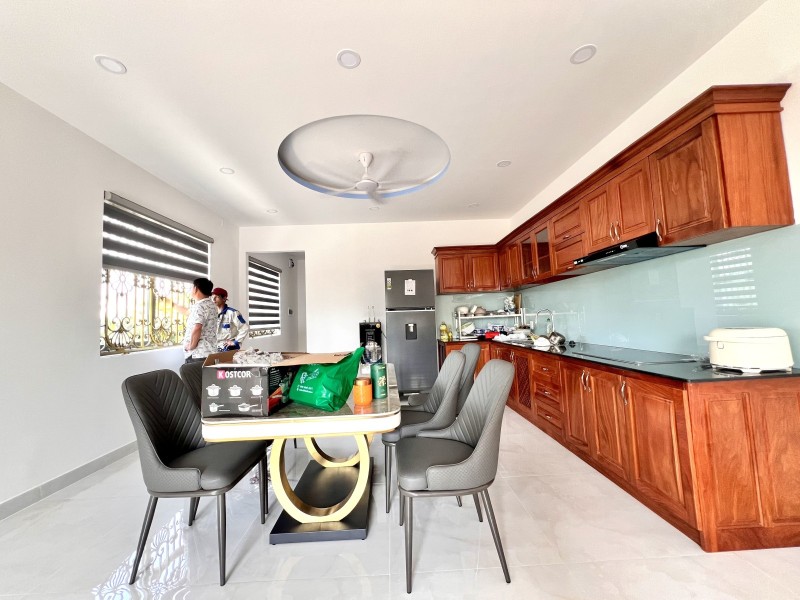 Căn góc 4 tầng mặt tiền công viên Linh Trung – 90m² – Vỉa hè đậu ôtô – Giá chỉ 12.5 tỷ TL - Ảnh 1