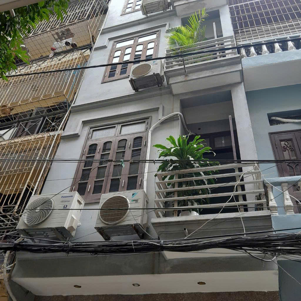 Nhà 4 tầng mặt ngõ kinh doanh phố Tây Sơn, Đống Đa, lô góc, gần phố, sổ vuông, 4.2 tỷ. - Ảnh chính