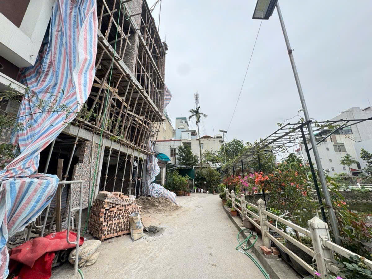 Siêu phẩm mặt Hồ Ngọc Thụy, 50m2, 8 tầng thang máy, nội thất nhập khẩu, gara 2 ô tô, vỉa hf 3 mét, - Ảnh 2