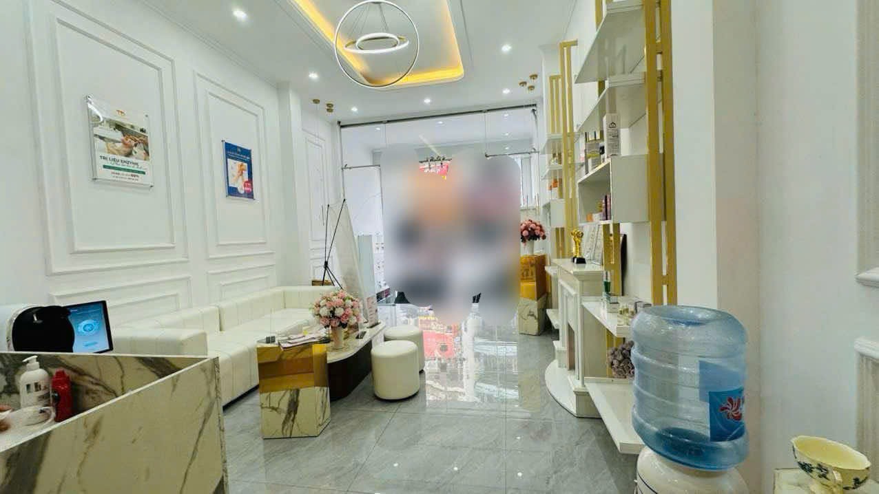 Cho thuê nhà mặt đường Tô Hiệu - 62m2 - 5 tầng - gần ngã 4 Hồ Sen - Ảnh chính