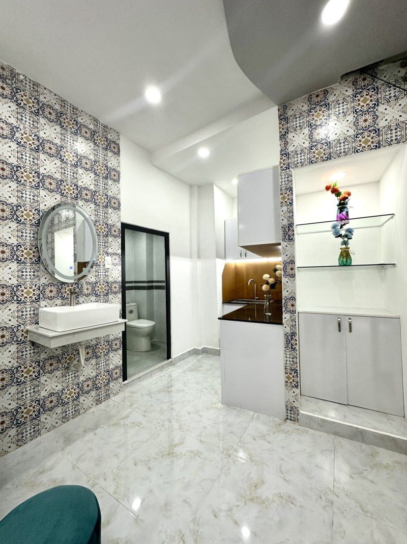 NHÀ BÌNH THẠNH ĐƯỜNG NGUYỄN VĂN ĐẬU - 2 TẦNG SÁT HẼM XE TẢI TRÁNH - 2PN - NHÀ MỚI CỰC XINH XẮN - - Ảnh 3