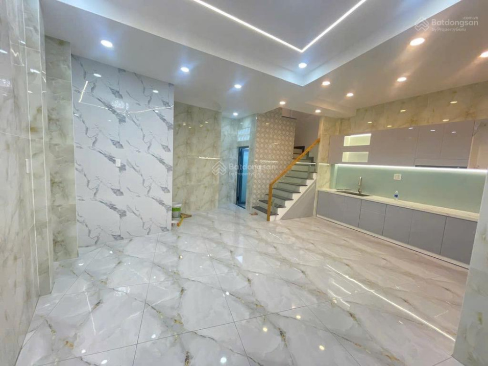 Bán nhà Lê Quang Sung, Quận 6, nở hậu, 3 tầng, hoàn công đủ, nhỉnh 7 tỷ - Ảnh chính