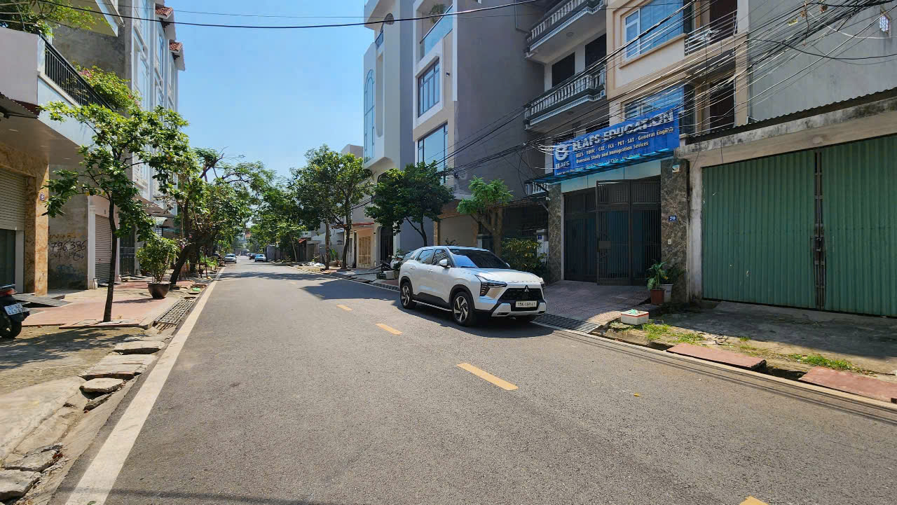Mặt đường Đào Nhuận - Trại Lẻ, 90m , đường 15m, giá 7.2 tỉ - Ảnh chính