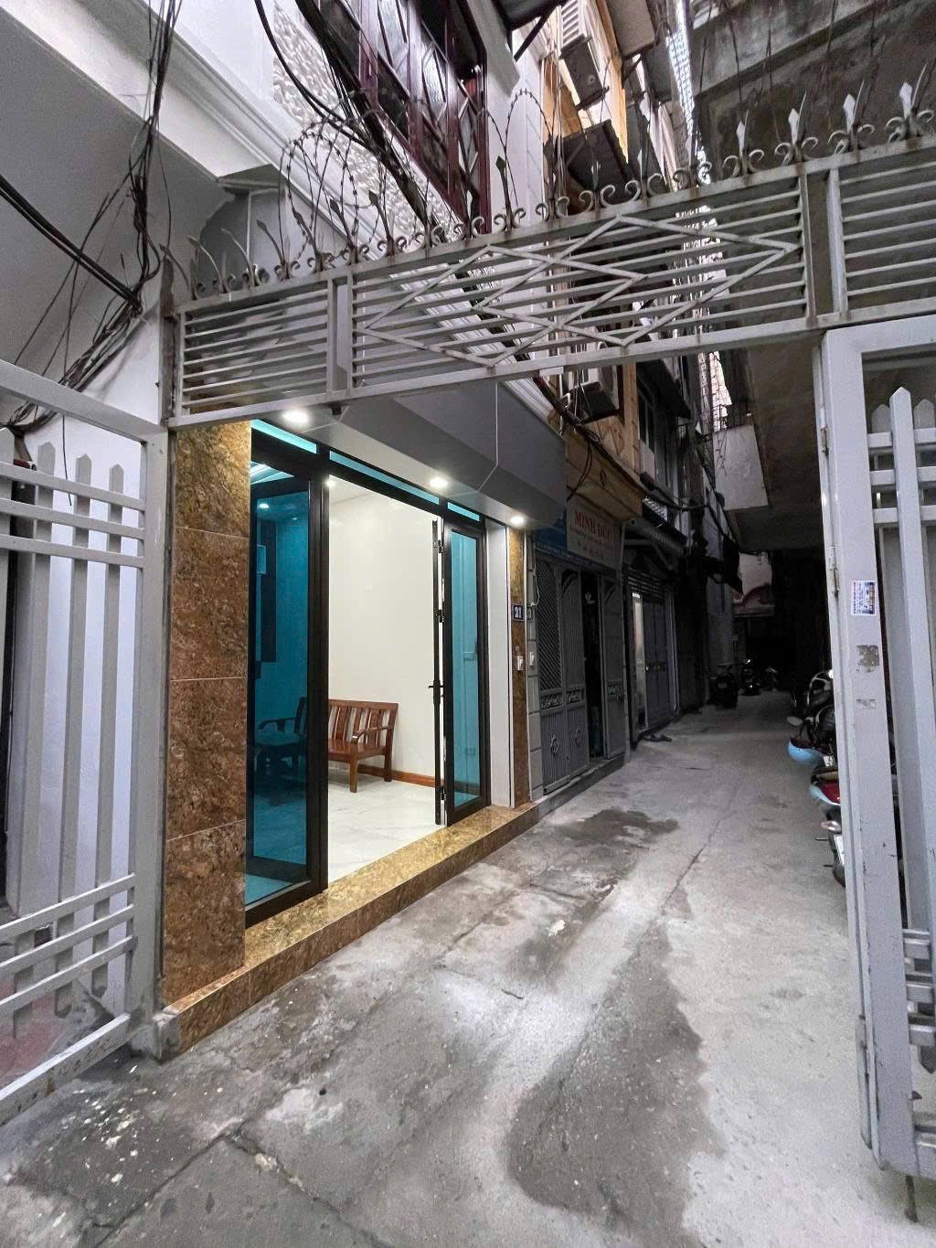 CHÍNH CHỦ CẦN  BÁN NHÀ TÂN MAI LÔ GÓC Ô TÔ NHỎ ĐÔ CỔNG, 28M2, 5 TẦNG, GIÁ 6 TỶ - Ảnh 1