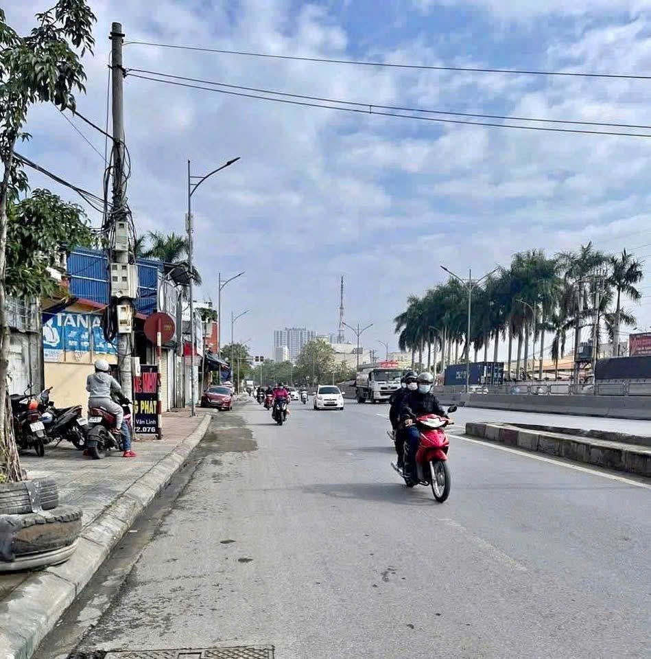 Mặt đường Nguyễn Văn Linh, 164m, có nhà xưởng, gần AEON, Giá 9 tỉ - Ảnh 2