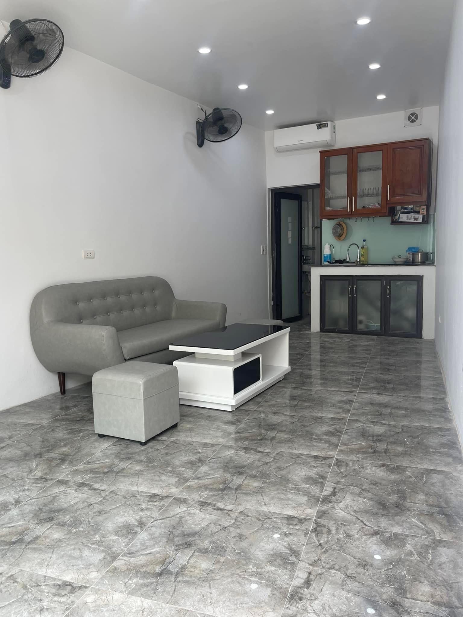 Sở hữu ngay nhà đẹp ngõ Nguyễn Khiết, giá 6.7 tỷ, 30m2x5T, căn góc - Ảnh chính