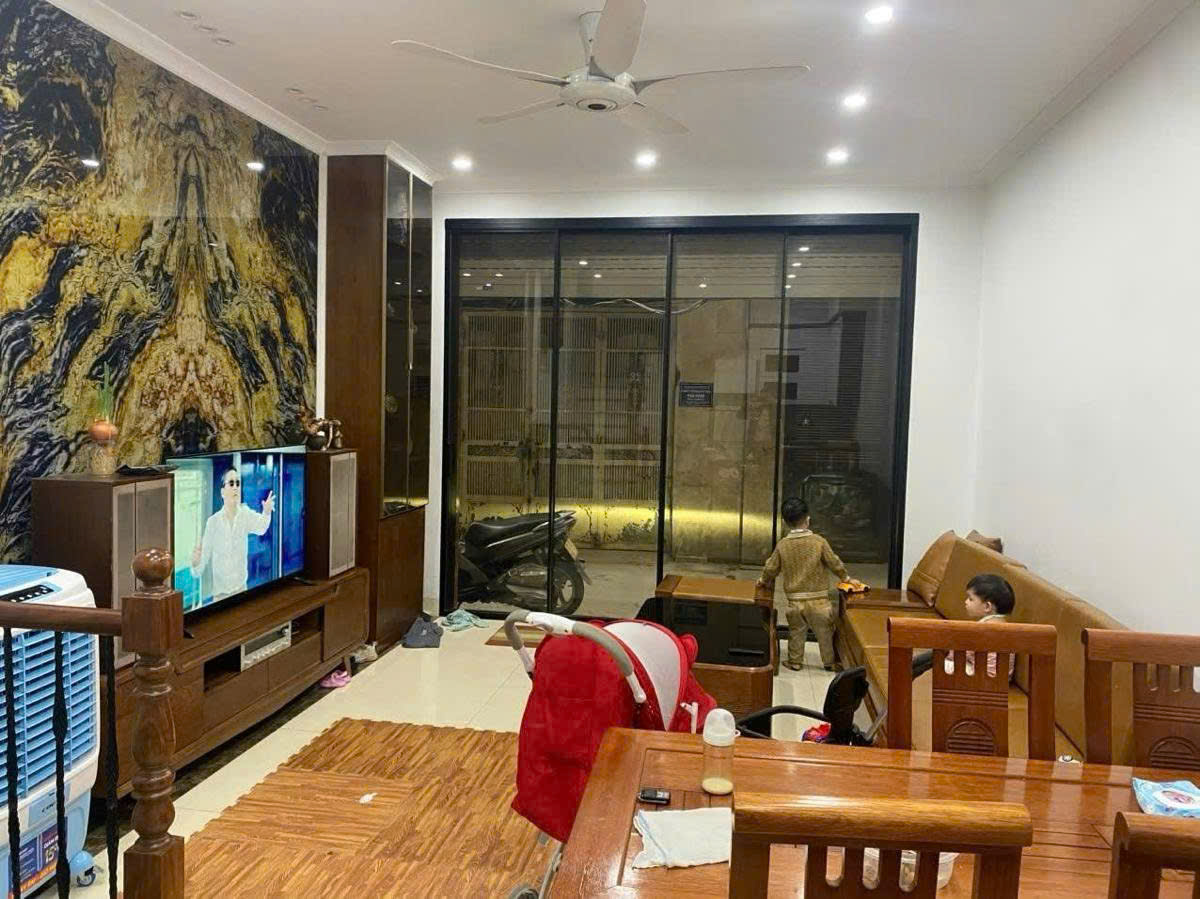 Bán nhà Quan Nhân mặt ngõ kinh doanh sầm uất ô tô tránh - Ảnh 3