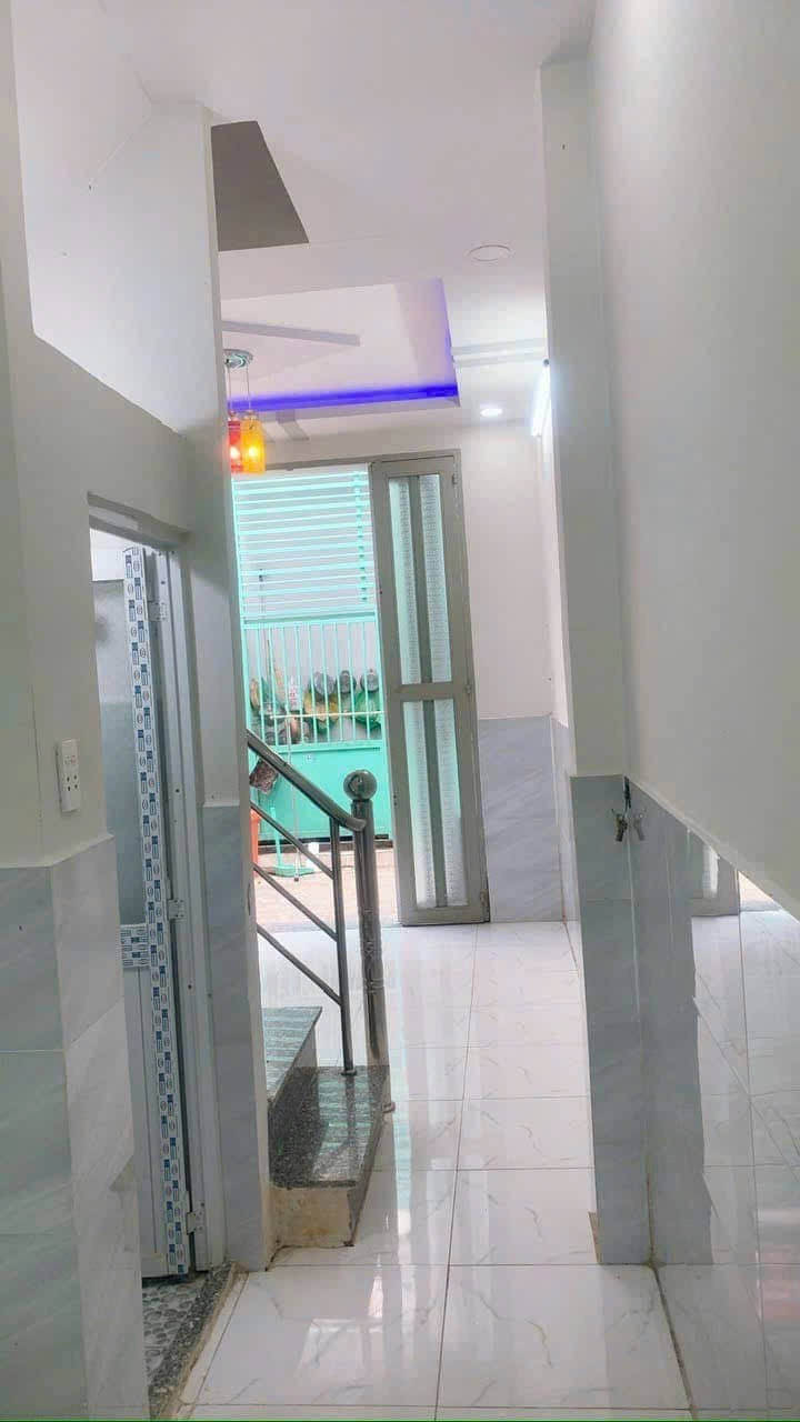 CHỈ 630 TRiệu – SỞ HỮU NGAY NHÀ 1 TRỆT 1 LẦU TẠI BÌNH CHÁNH! - Ảnh 3