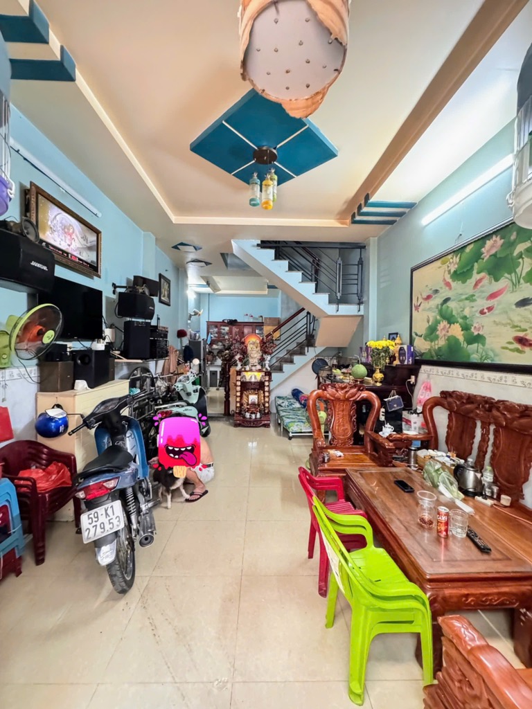 BÁN NHÀ LÊ VĂN QUỚI - BÌNH TÂN - 48M2 - HẺM XE HƠI - THÔNG THOÁNG - CHỈ 4.35 TỈ - Ảnh chính