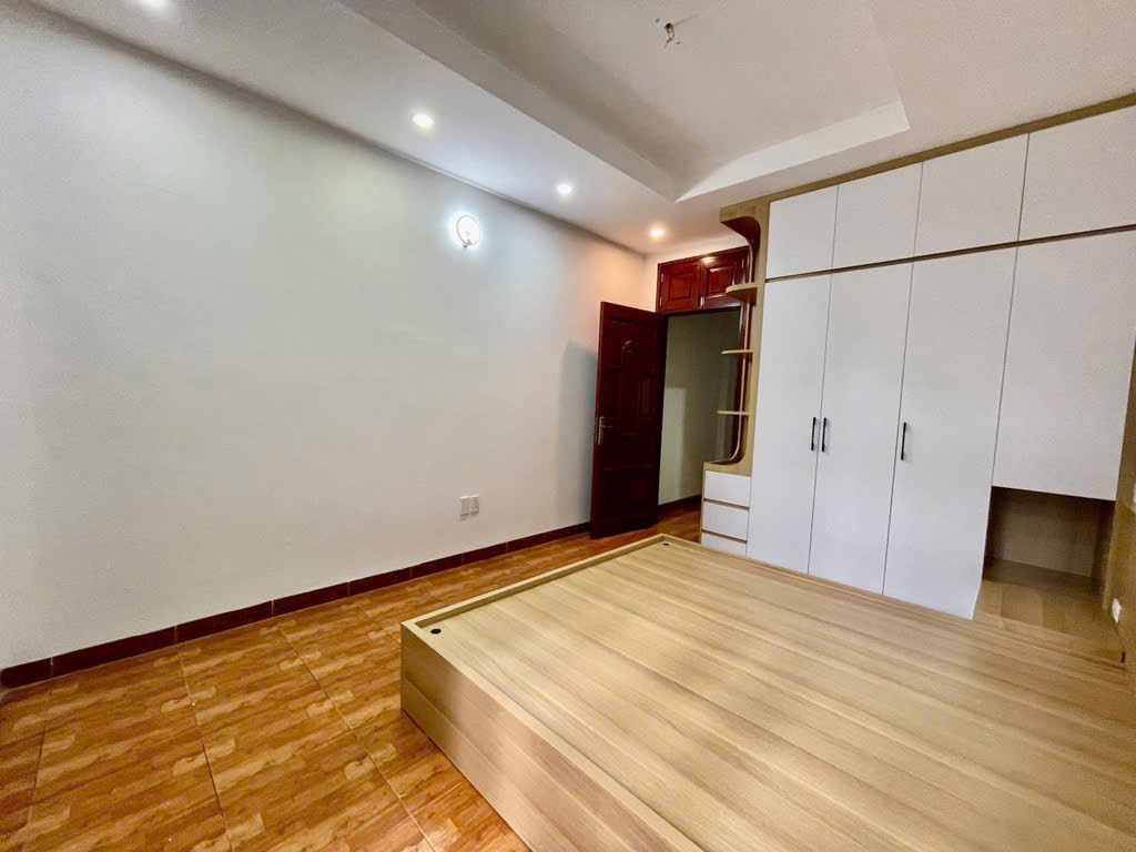 Nhà Trung Tâm Phố Cố Tô Hiệu Hà Đông Ngõ Nông Gần Ô tô Rộng 40m 4 tầng Giá chỉ hơn 8 Tỷ - Ảnh 4