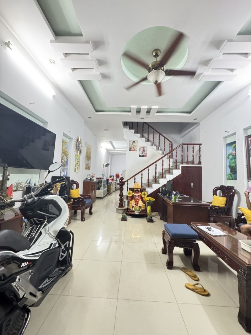 Bán nhà 80m2, 3PN, 3WC, Q.9, 6.8 tỷ, sổ hồng - Ảnh chính