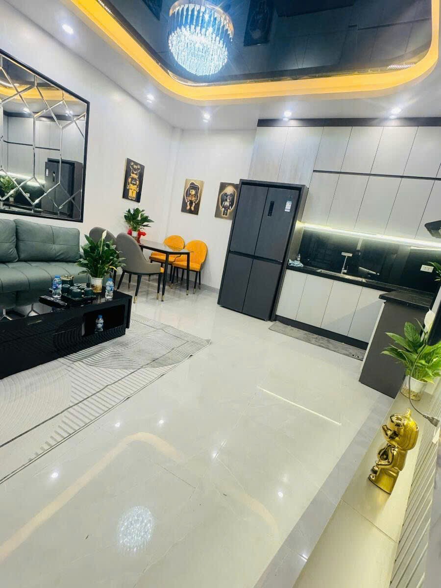 Hơn 6 đồng 35m2 x 5 tầng Đội Cấn - Cách ô tô dừng đỗ 80M - Ngõ to, thông. - Ảnh 2