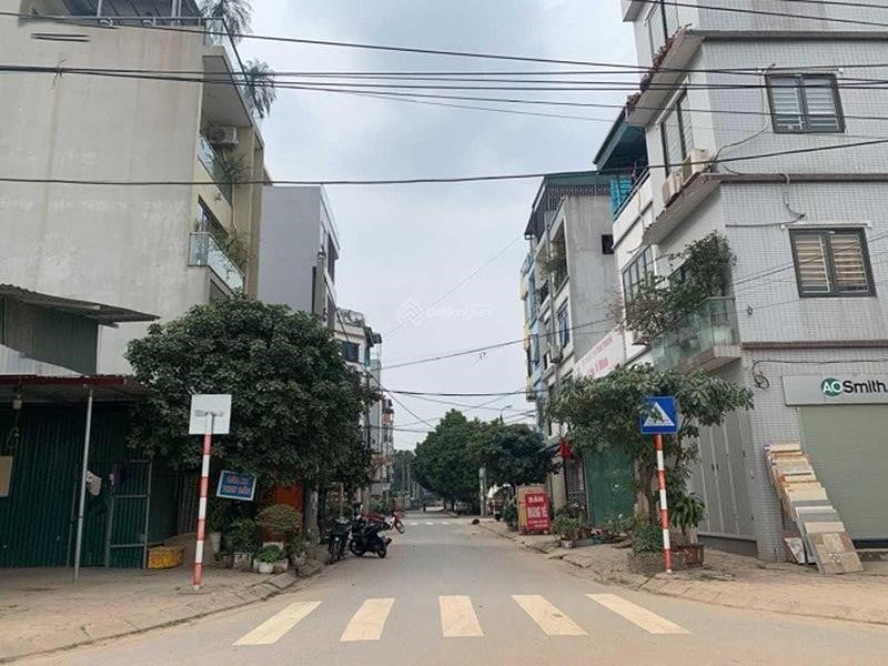 BÁN NHÀ 3 TẦNG LÔ GÓC TẶNG MẢNH ĐẤT DT 230M2 MẶT PHỐ ĐỨC THẮNG, BẮC TỪ LIÊM NGAY CẠNH HỌC VIỆN TÀI - Ảnh 4