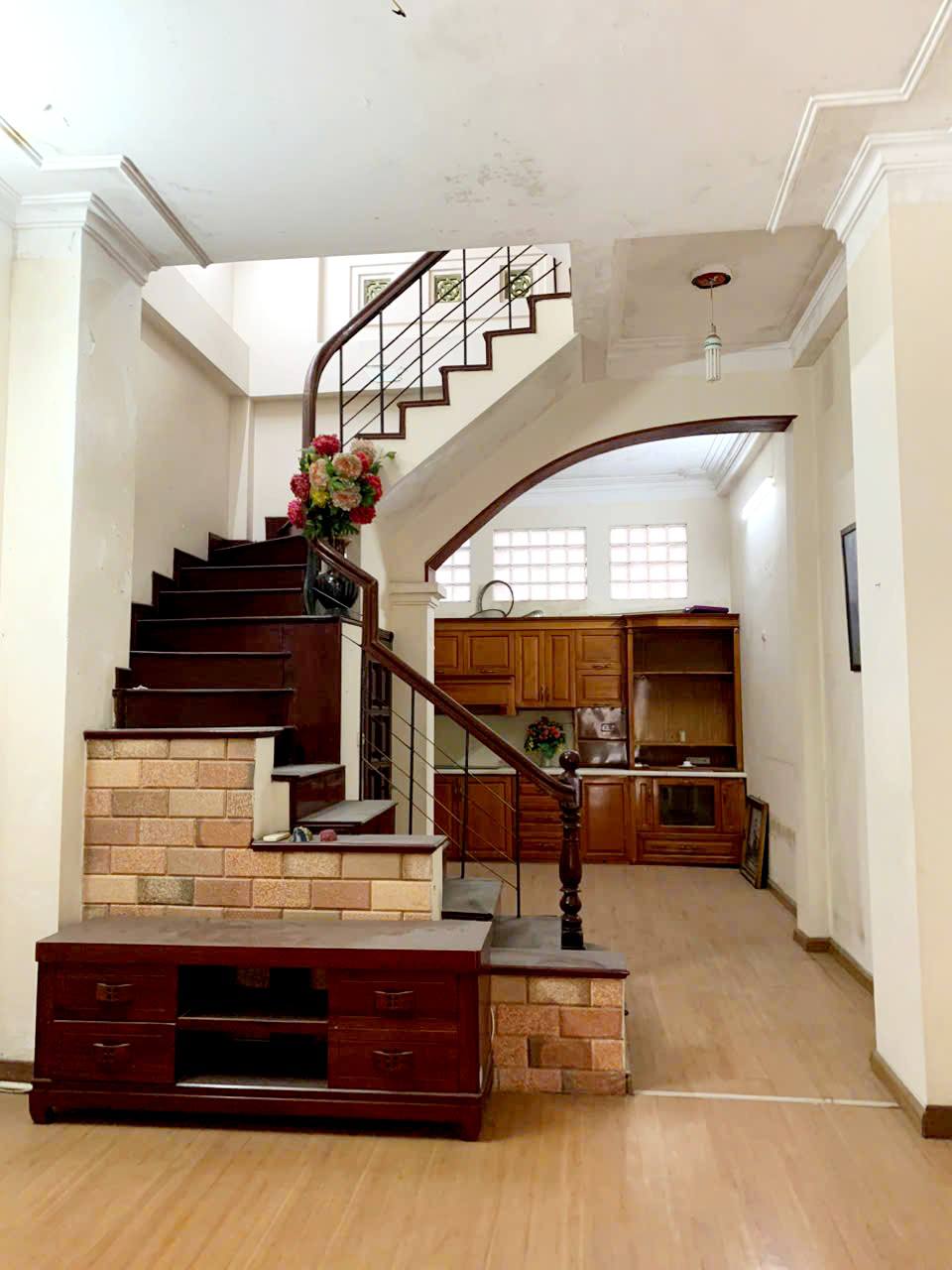 BÁN NHÀ THÔNG PHONG - PHÂN LÔ THÀNH ỦY – 2 MẶT THOÁNG – Ô TÔ DỪNG ĐỖ –52M2 – 4.1M MT – 18.8 TỶ - Ảnh 1
