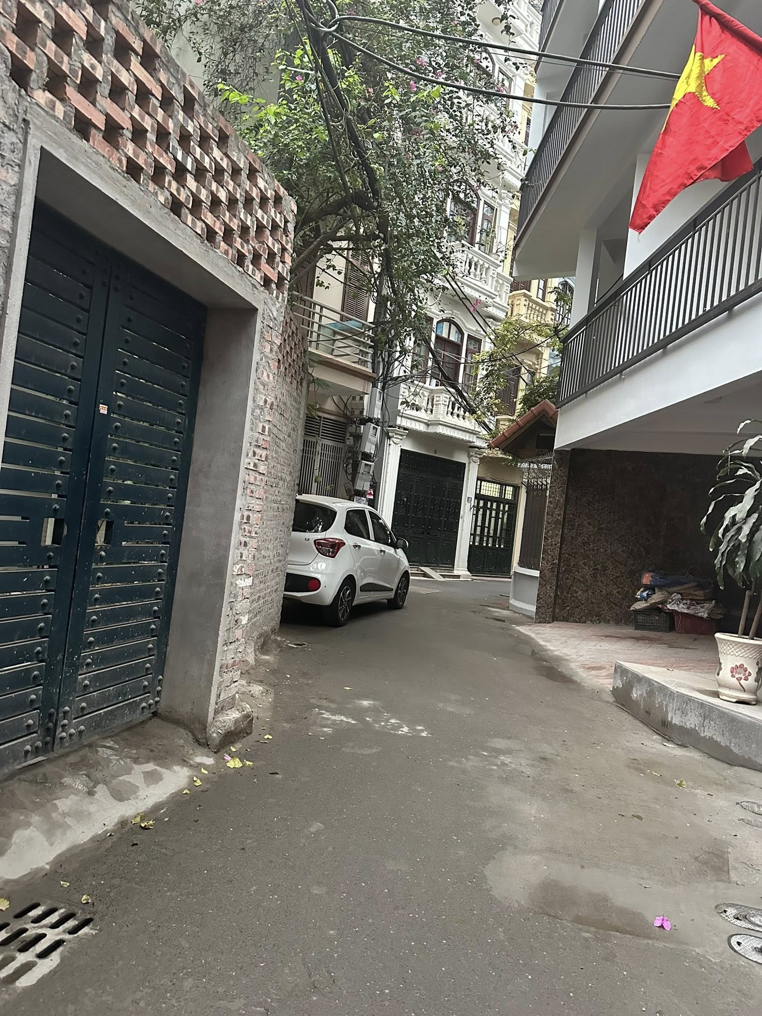 Bán nhà Lạc Long Quân, DT 50m x 5 tầng,ngõ ô tô, dân trí cao - Ảnh 3