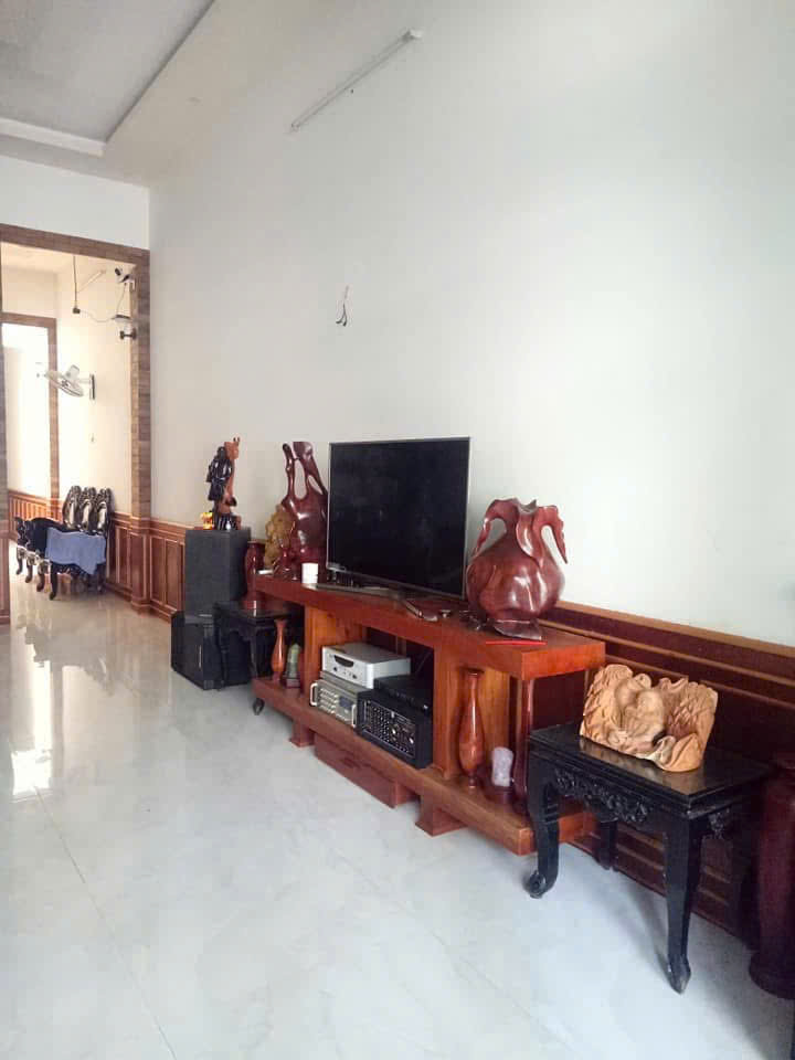 Nhà mặt tiền kinh doanh đường Y Moan gần cà phê Thu Vàng - 6 x 26m - 7.9 tỷ - Ảnh chính