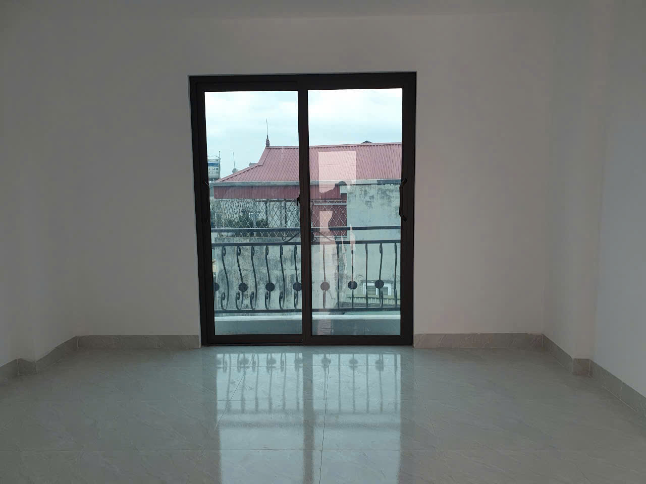 BÁN NHÀ TẢ THANH OAI - GÂN CẦU BƯƠU, GẦN VIỆN 103 - 31,5M2 5 TẦNG <br>MT4,4M GIÁ HƠN 4 TỶ - Ảnh 1