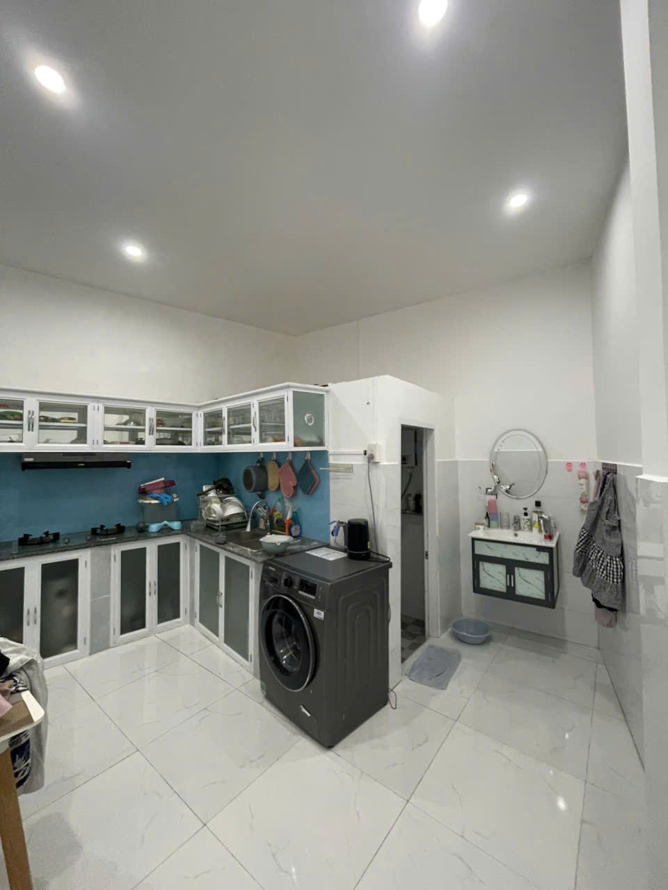 Bán Nhà Phường Ngọc Hiệp gần Cầu Hộ Phương Sài dt 50,4m2 Giá: 2 tỷ 650 triệu  lh e Bích - Ảnh 1