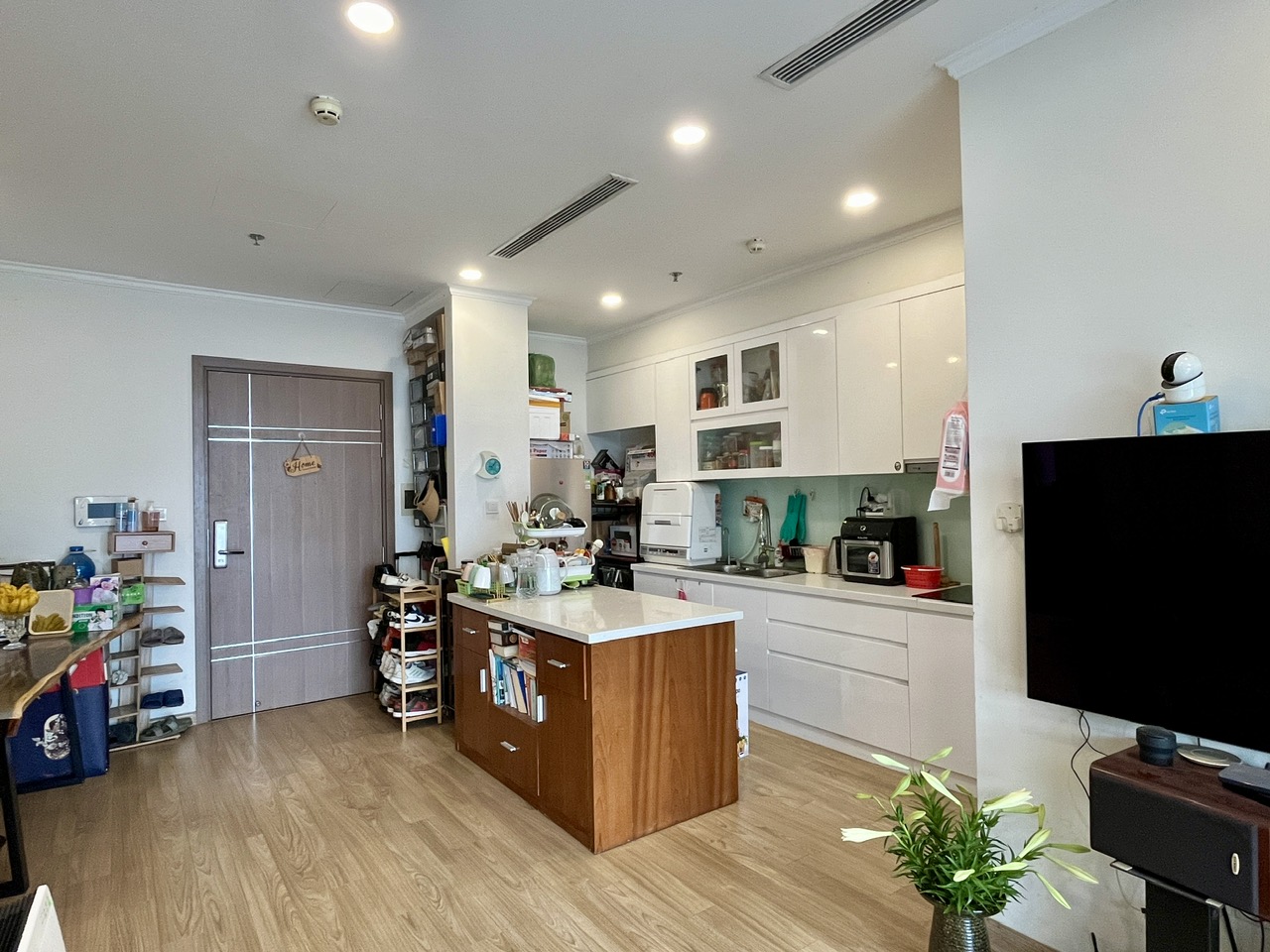 Vinhomes Gardenia 2 ngủ, 2 WC tầng trung, đang cho thuê 30 triệu/tháng - Ảnh 3