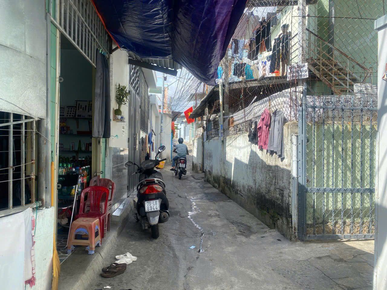CẦN BÁN NHÀ CẤP 4 - 2 MẶT TIỀN HẺM MAI AN TIÊM, P. VĨNH PHƯỚC, TP. NHA TRANG - Ảnh 1