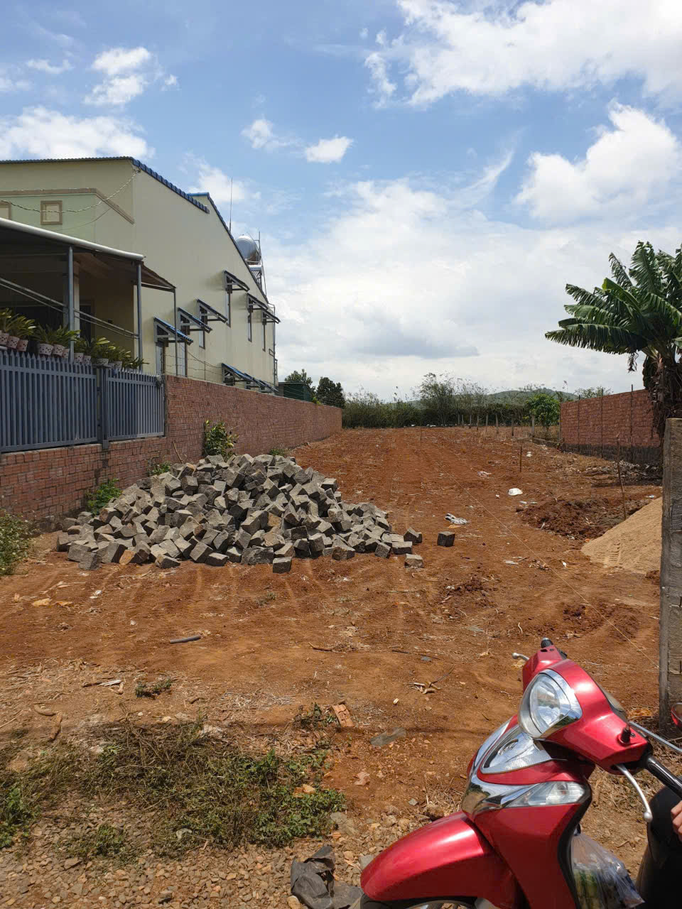 BÁN 472M2 ĐẤT CƯ XÁ ,LIÊN HIỆP - ĐỨC TRỌNG - LÂM ĐỒNG - GIÁ CHỈ 1 TỶ 9 - Ảnh chính