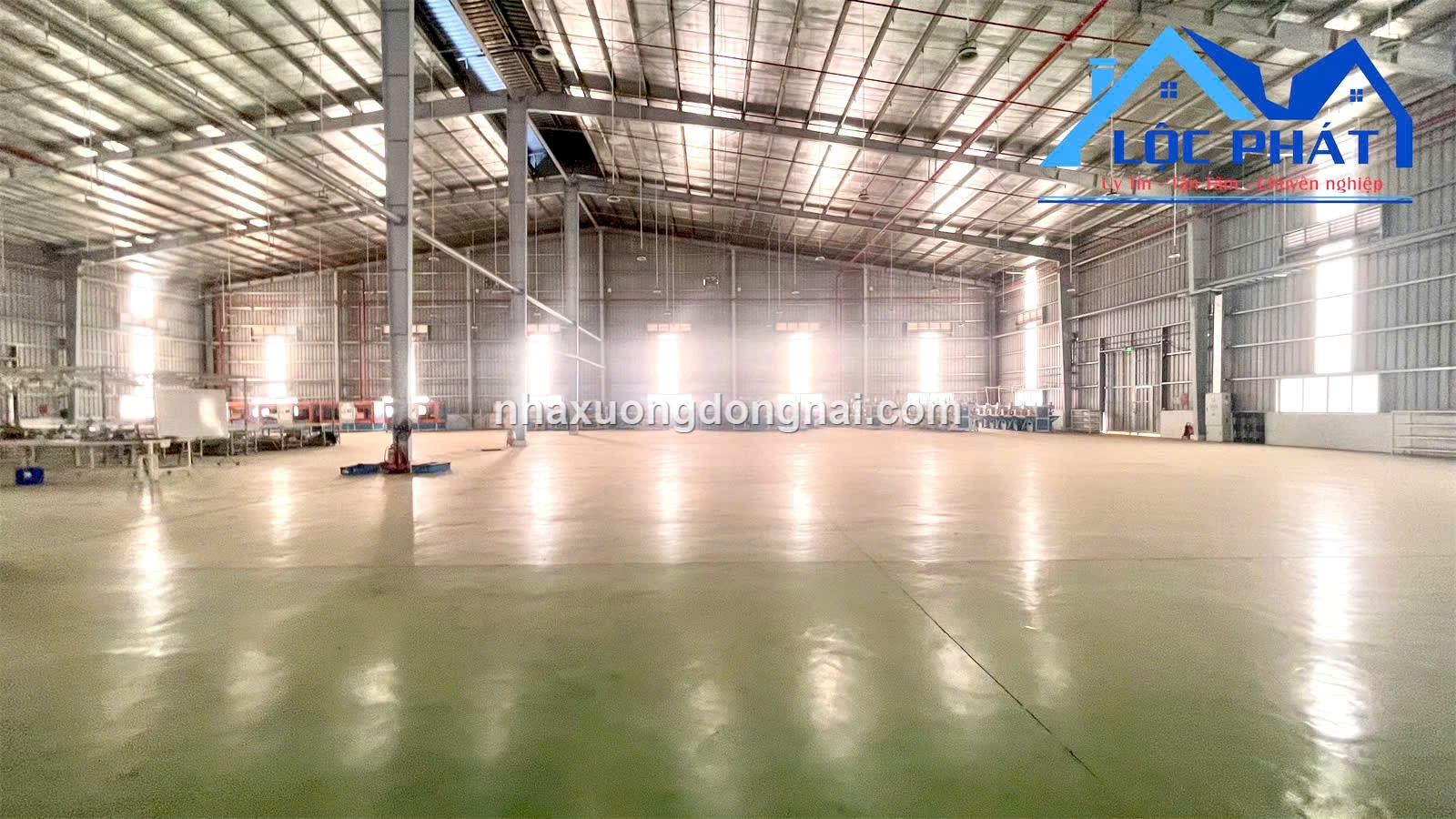 Cho thuê nhà xưởng 3000m² tại Long Thành: Văn phòng, PCCC tự động, Điện 750KVA! - Ảnh chính
