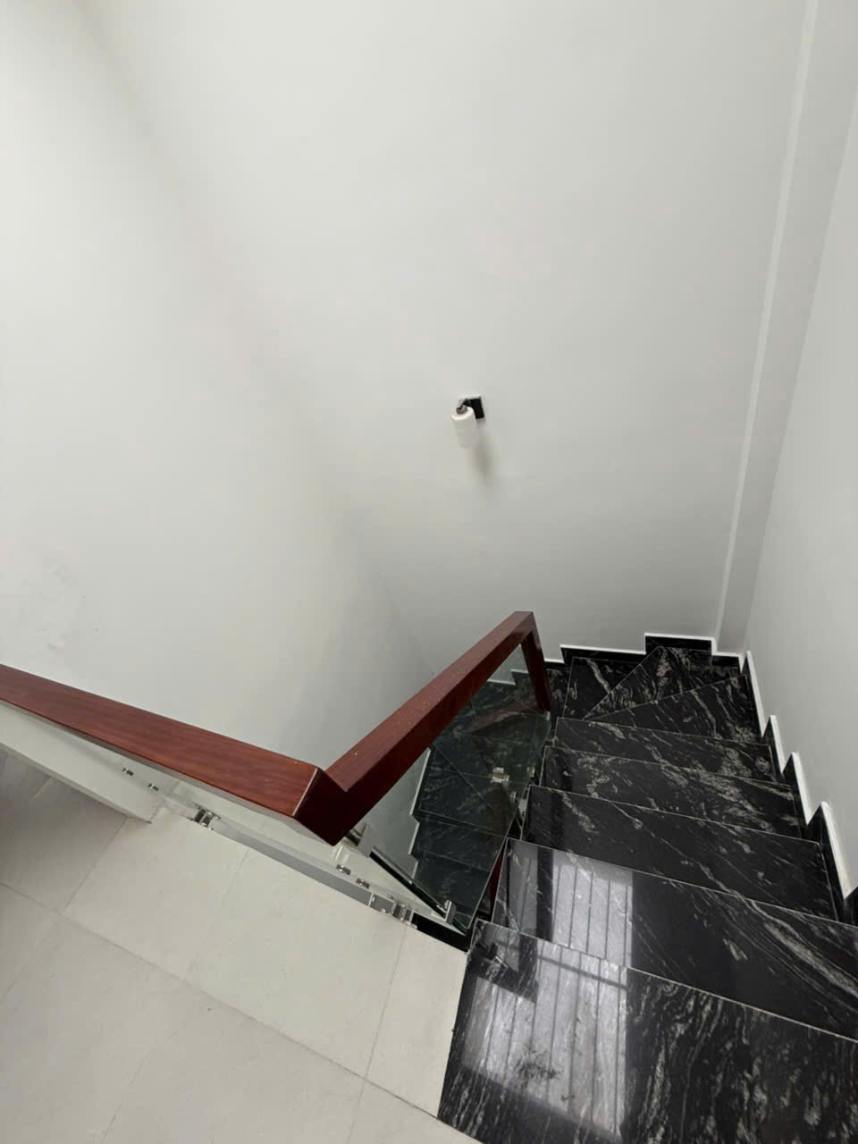 BÁN NHÀ ĐẸP HỒ TÙNG MẬU, LÔ GÓC, NGÕ 3 GÁC TRÁNH, GẦN PHỐ GIÁ 8,4 TỶ - Ảnh 2