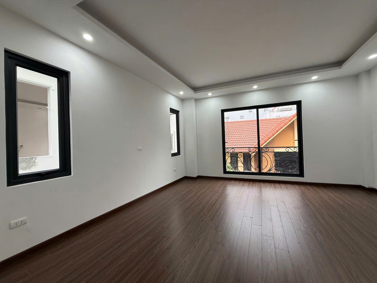 BÁN NHÀ ĐẸP HỒ TÙNG MẬU, LÔ GÓC, NGÕ 3 GÁC TRÁNH, GẦN PHỐ GIÁ 8,4 TỶ - Ảnh 1