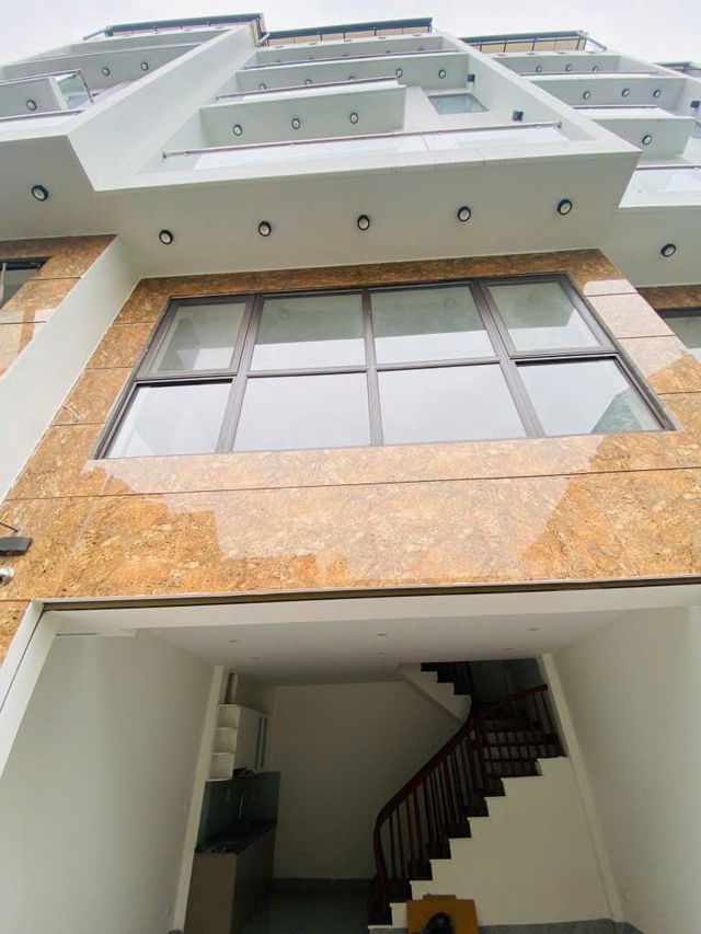 NHÀ MỚI 6 TẦNG - ĐẤT NỞ HẬU – OTO 4C VÀO NHÀ Thạch Bàn-Long Biên  36m2,mặtt tiền 4.8m, 6.9 tỷ. - Ảnh chính