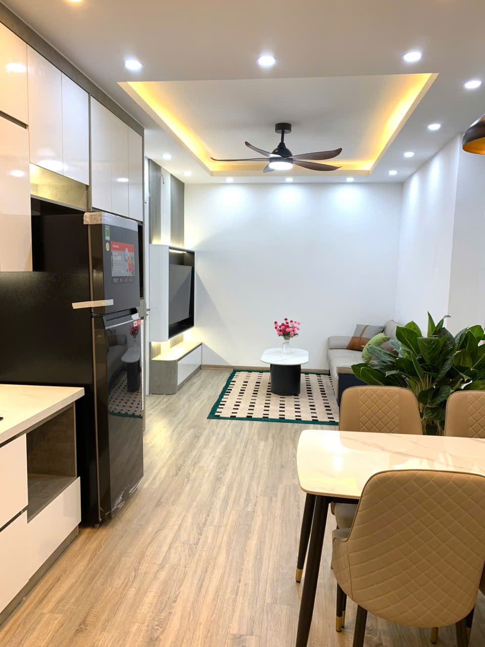Bán lỗ căn hộ chung cư HH Linh Đàm, quận Hoàng Mai, 56m2, sửa mới koong, full nội thất y hình, giá - Ảnh chính
